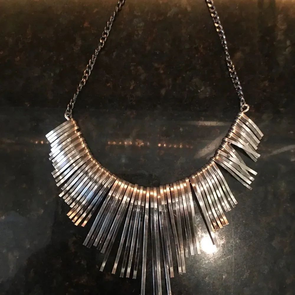 SILVER ADORE Me Necklace! - Picture 5 of 11